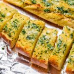 Garlic Bread Recipe: Easy & Flavorful in 15 Minutes
